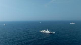 南部戰區-組織海空兵力於黃岩島領海領空周邊開展戰備警巡