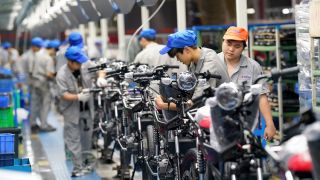 內地經濟-8月製造業PMI49-4遜預期-企業用工景氣度略有回落