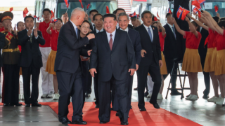 多圖-北韓官媒播放金正恩訪華出席九三閱兵紀錄片-包括與普京茶敘等獨家畫面