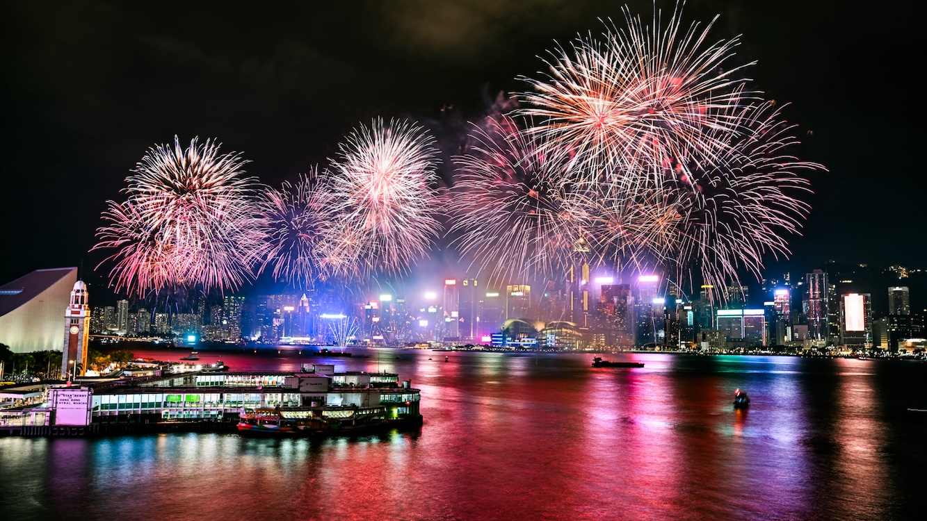 國慶煙花2025|海港城露天停車場最佳觀賞位 早鳥門票半價+消費獎賞活動
