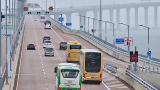 運輸署--港車北上-10月僅4日無須預約-籲駕駛者國慶長假期錯峰出行