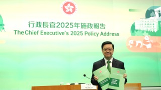 調查-逾60-市民滿意-施政報告--約62-提升對香港前景信心