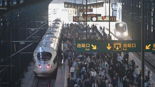 國慶中秋長假-全國鐵路首日發送逾2300萬創新高-料今日將發送1930萬