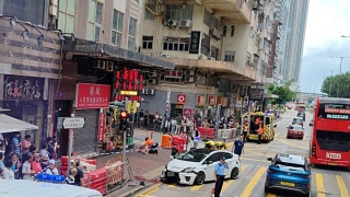 有片-佐敦五車相撞8人傷-2人重創-老翁倒地腳骨折變形
