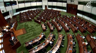 施政報告-立法會通過致謝議案-李家超-當局將仔細研究及考慮各項建議