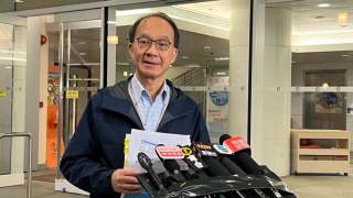 劉宇隆-夏冬兩季流感或重疊-籲公眾盡快接種疫苗