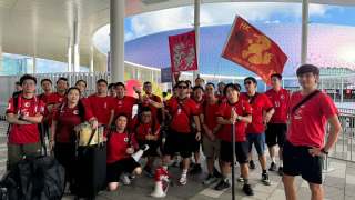 亞洲盃外圍賽-港足啟德主場鬥孟加拉-香港球迷帶齊架生為球員打氣