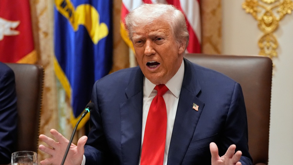 關稅戰｜特朗普：不採購美國大豆為「經濟敵對」　考慮禁中國食用油入口