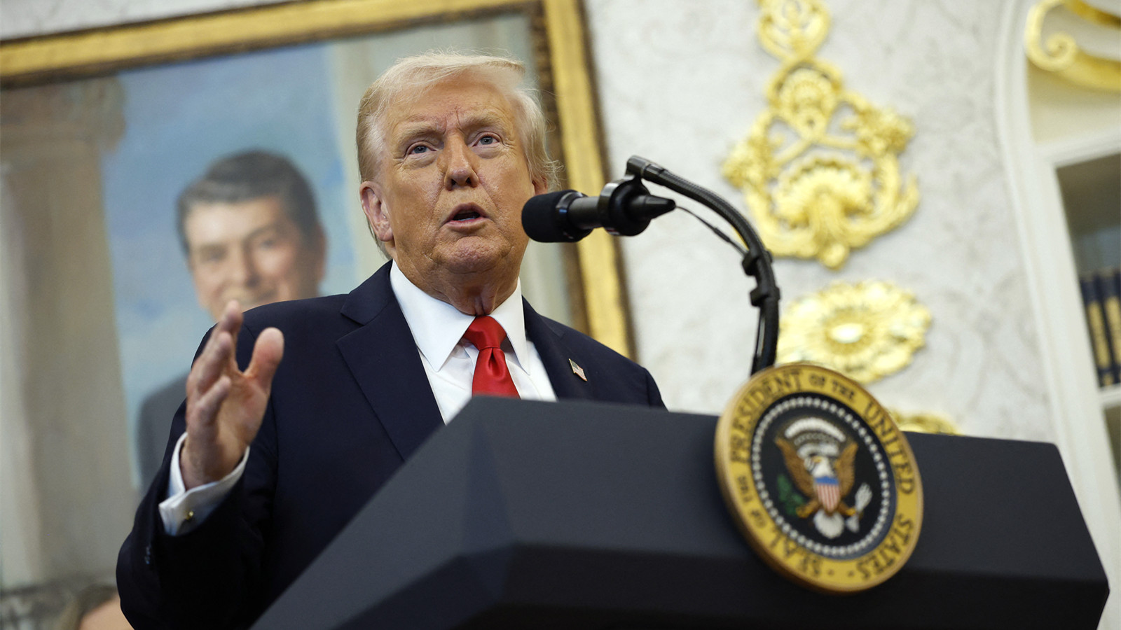 特朗普：100%關稅不可持續　兩周內將與習近平會面　