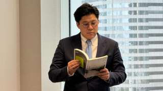 專訪-霍啟剛-方寸土地孕育多元文化-香港有能力聯繫世界華語文學