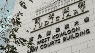 70歲的士司機超速撞斃少年認危駕-押11-21判刑須還柙