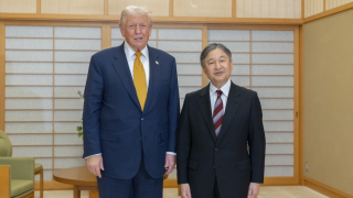 特朗普會晤日本天皇大讚對方-偉大的人--自誇已解決8宗衝突