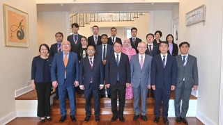 陳國基與十國官員代表團午宴-鼓勵使用香港環境及優勢開拓商機