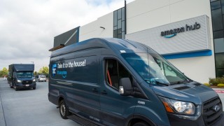 亞馬遜季績勝預期-AWS三年最快增長-盤後股價飆13