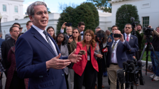 美財長-聯儲局停留於過去-不理解為何12月未必減息