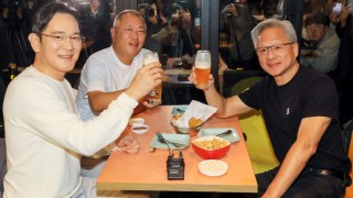 黃仁勳赴韓與三星等高層食飯--炸雞概念股-熱炒