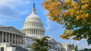 美國參議院通過決議-終止特朗普在全球實施關稅政策