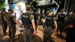 美軍憲兵隊沖繩街頭首次單獨巡邏-防止美軍性侵案