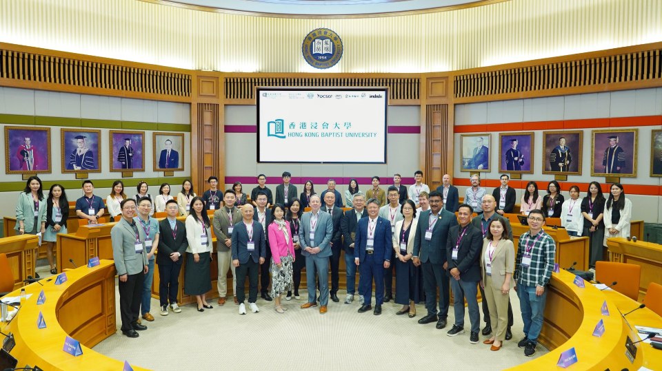 浸大國際考試業協會亞洲分會主題論壇-聚焦AI在升學競爭中的創新作用