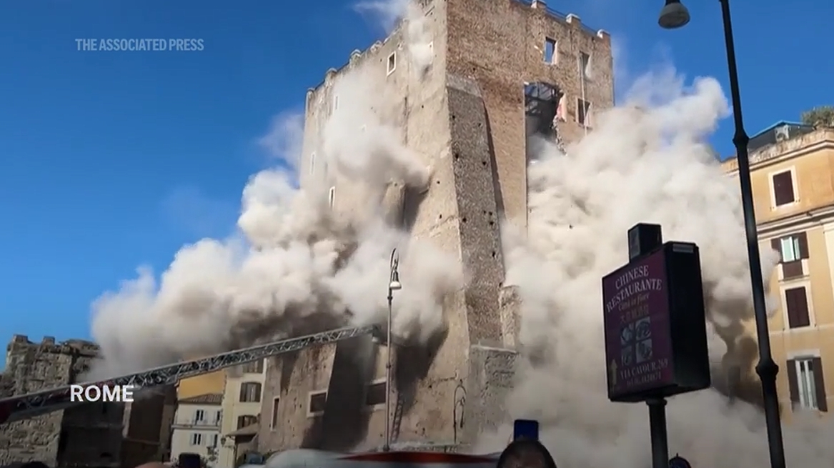 有片｜意大利羅馬中世紀塔樓坍塌致1死3傷　救援過程中發生二次坍塌