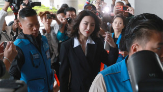 JPEX案-林作被押送到東區法院-女友裕美現身力撐