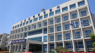 一艘中國漁船在南韓群山附近海域傾覆-2人獲救另有9人失蹤