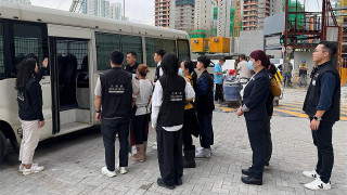 入境處掃蕩黑工拘21人-揭菲傭無牌在越野電單車場當教練