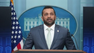 美國FBI局長上周訪華-稱中國已同意阻止芬太尼相關化學品