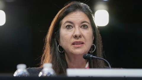 聯儲局前理事庫格勒辭職原因曝光-涉違規交易被查-傳向鮑威爾申豁免被拒