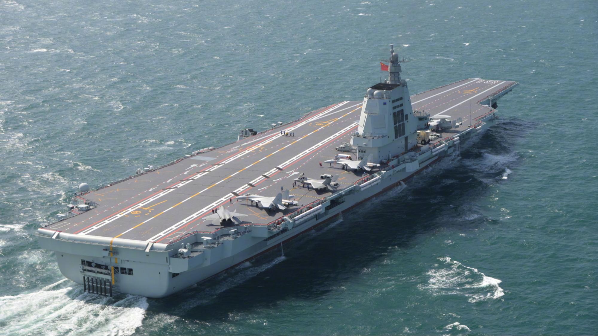 有片｜福建艦首次實兵訓練畫面曝光　有效檢驗電磁彈射等能力