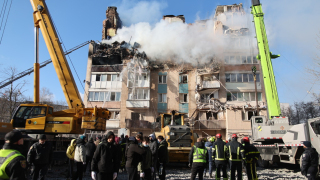俄烏戰爭-俄軍無人機導彈連夜空襲烏克蘭-捷爾諾波爾市至少25死93傷