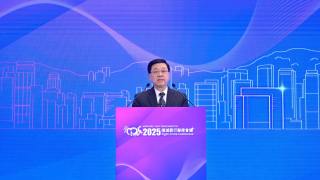 李家超-要秉持總體國家安全觀-統籌好發展和安全