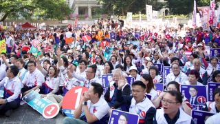 立法會選舉-逾1500人出席民建聯造勢大會-為候選人打氣籲踴躍投票
