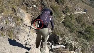 吉林女子登山時未摘衣衫-吊牌-惹網暴-反轉-所掛是失聯兒童尋親牌