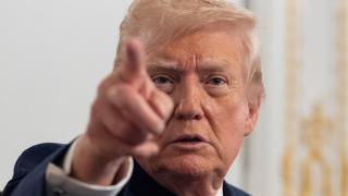 特朗普稱將-很快-對委內瑞拉展開地面行動-馬杜羅下令空軍戒備禦外威脅