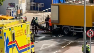 宏福苑五級火-有片-廣福社區會堂家屬照片認領遺體-氣氛悲慟失聲痛哭