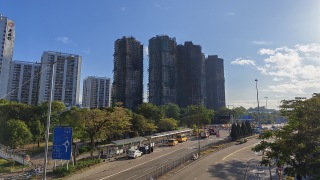 宏福苑五級大火-親歷者痛心家園焚毀-獲大批朋友接濟--香港真係好有愛-一有事湧出來幫手