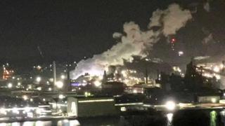 日本北海道鋼鐵廠爆炸起火-暫無人員傷亡報告