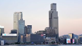 傳鄭氏家族擬售瑰麗酒店部分資產-港Rosewood估值159億