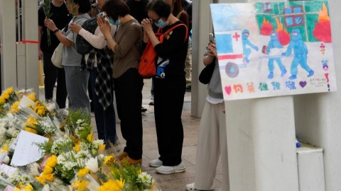 同你傾-攜手走過崎嶇--在悲痛中凝聚前行力量