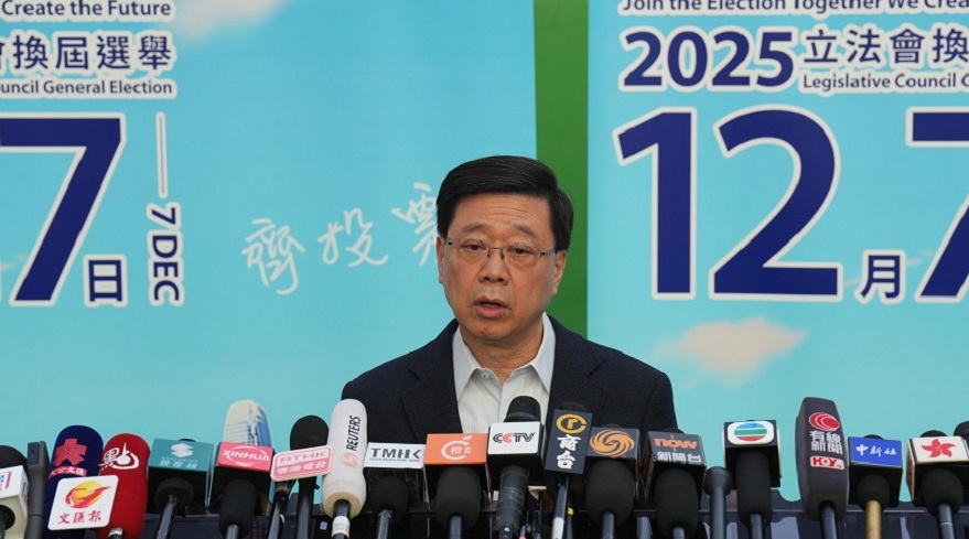 有片｜李家超：將與新一屆立法會攜手推進災後重建工作　籲市民履行公民責任