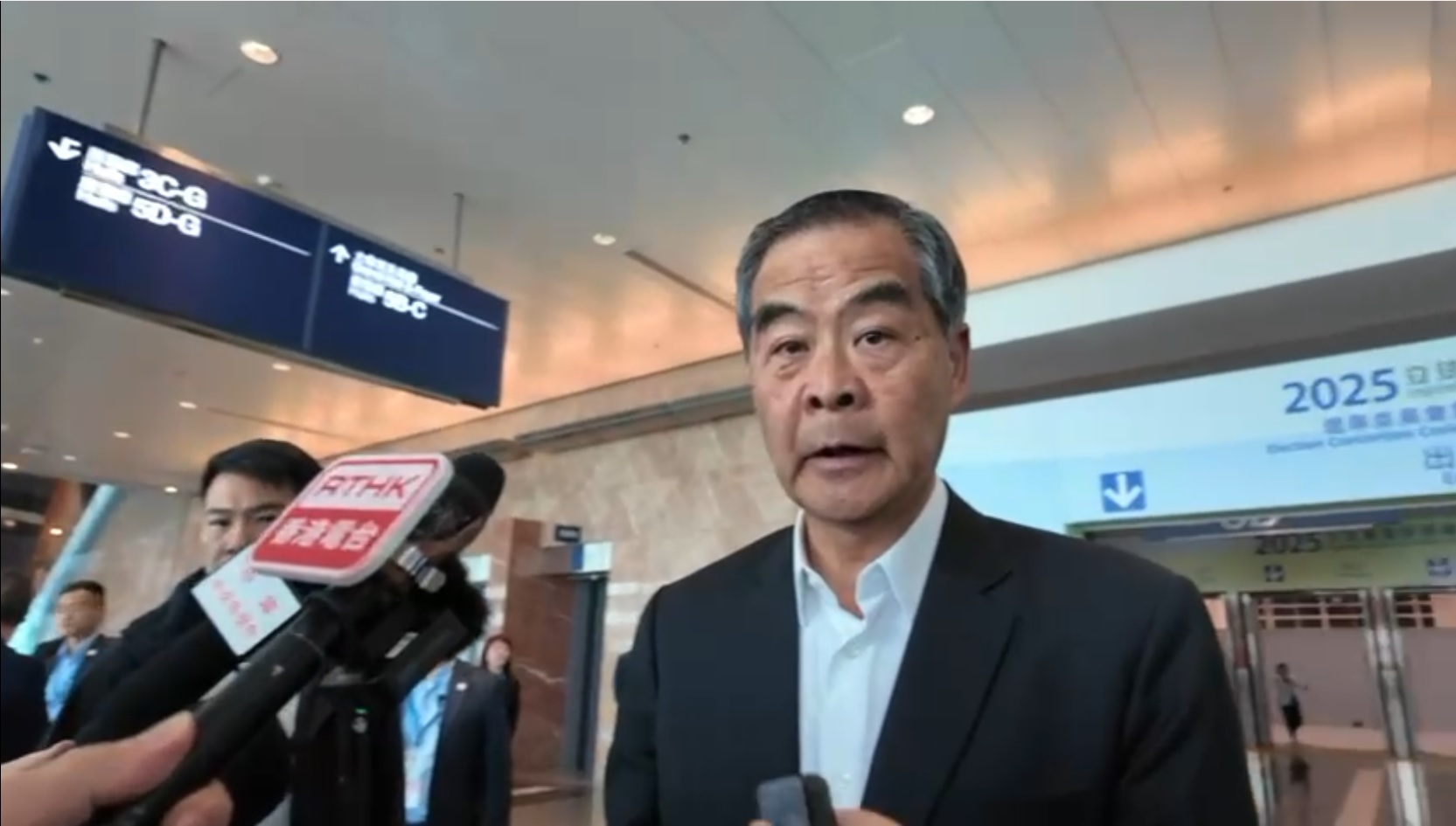 有片·立法會選舉｜梁振英籲選民踴躍投票   選出議員處理宏福苑火災善後工作