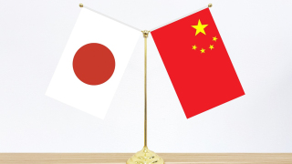 解放軍指日機多次抵近遼寧艦訓練海空域滋擾-要求日方停止污蔑抹黑