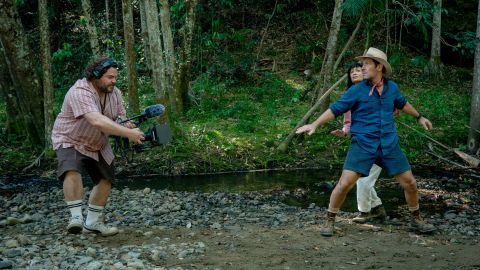 新片-爆笑動作電影-狂蟒之災-平安夜上映-三大亮點搶先看