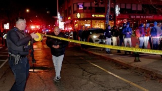 美國布朗大學槍擊案-多人中槍至少2死8重傷-警方指正追捕1名男槍手