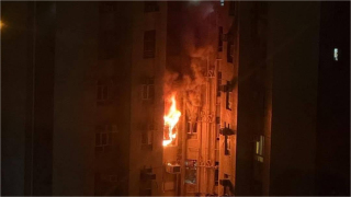 屯門景峰花園單位起火兩人受傷送院-疑有人點香薰釀禍