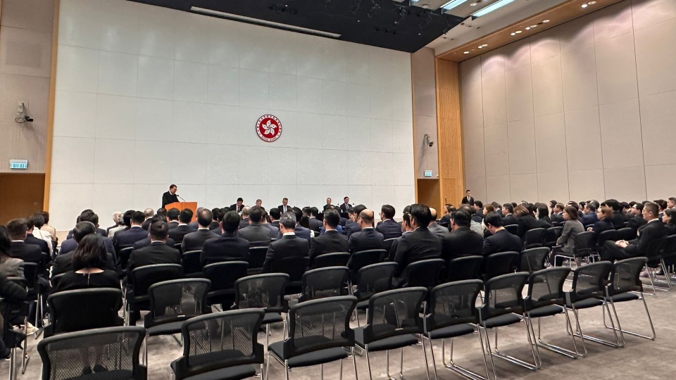 特區政府與侯任議員舉行交流會-陳國基-冀議員展現更大魄力及智慧