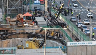 首爾地鐵施工現場發生鋼筋掉落事故-1人心臟驟停被送醫