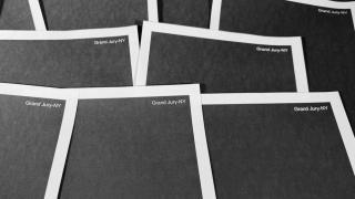 美司法部再公開愛潑斯坦案文件-含特朗普相關記錄-逾550頁被塗黑惹質疑