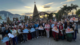 油尖旺南分區委員會夥西九文化區辦導賞團-率少數族裔及基層家庭遊西九聖誕小鎮